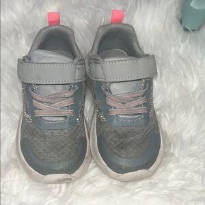 Girls Gray and Pink Lightweight Sneakers with Velcro